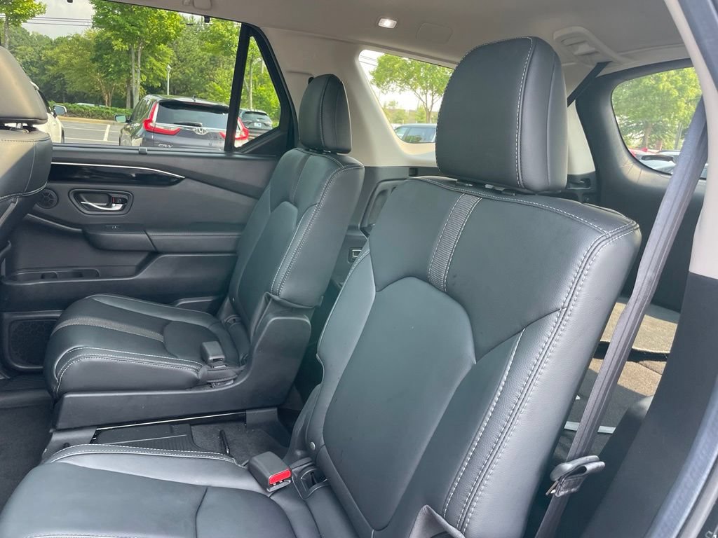 Certified 2025 Honda Pilot Touring image 41