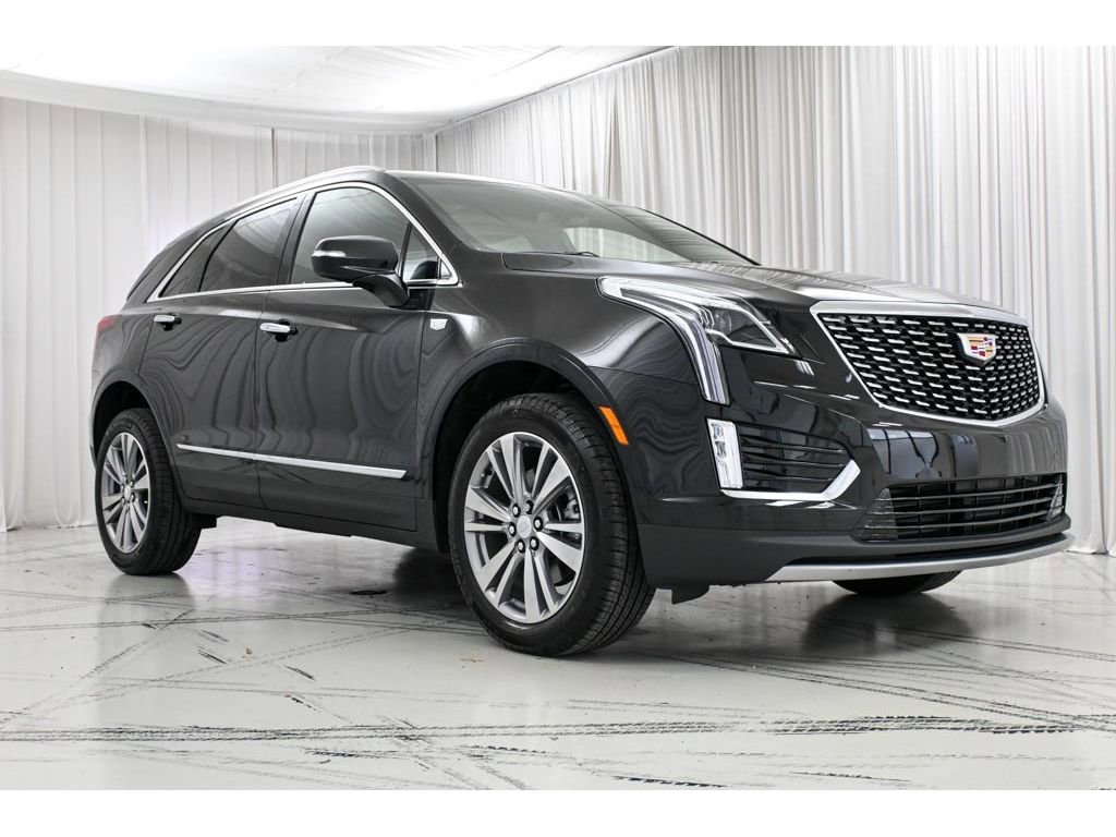 Certified 2025 Cadillac XT5 Premium Luxury image 2