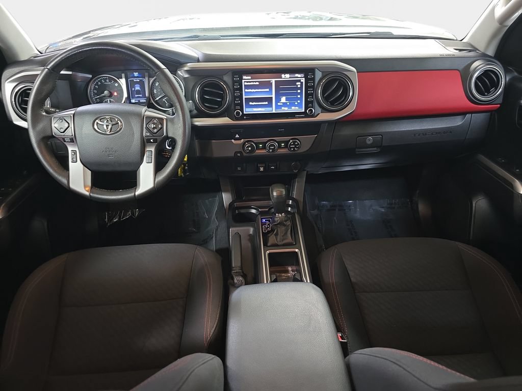 Used 2020 Toyota Tacoma SR5 RWD image 12