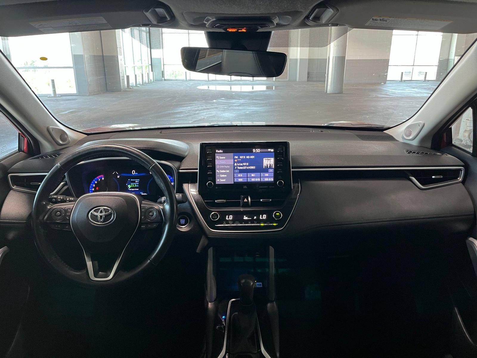 Used 2022 Toyota Corolla Cross XLE w/ Convenience Package AWD/4WD image 38