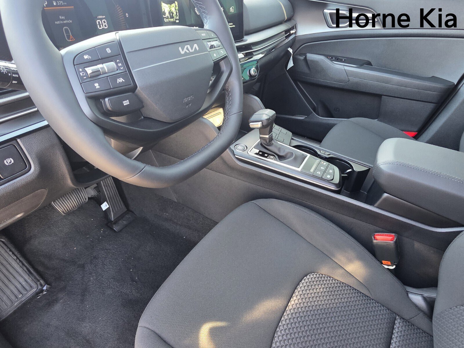 New 2026 Kia Sportage LX image 12