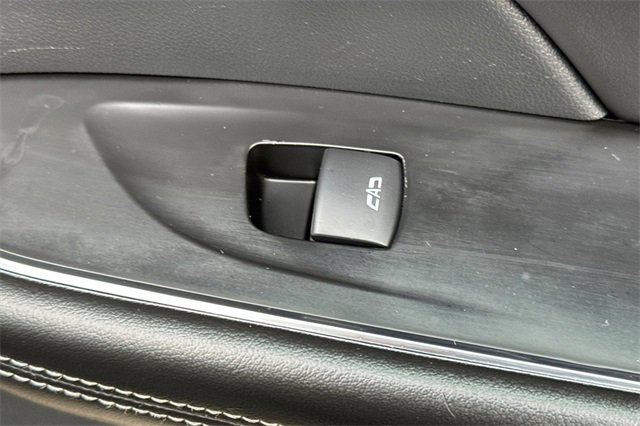 Used 2022 Buick Envision Essence w/ Sport Touring Package image 22