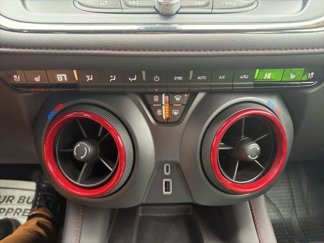 Certified 2024 Chevrolet Blazer RS w/ Driver Confidence II Package image 36