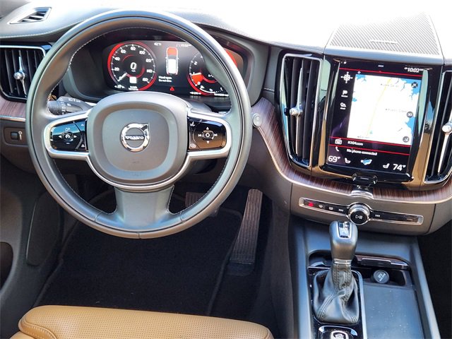 Used 2021 Volvo XC60 T5 Inscription w/ Advanced Package image 29