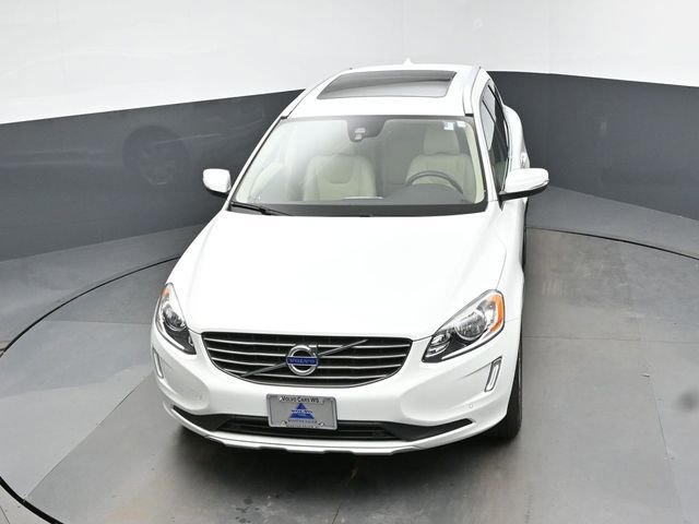 Used 2016 Volvo XC60 T6 w/ Proximity Package image 37