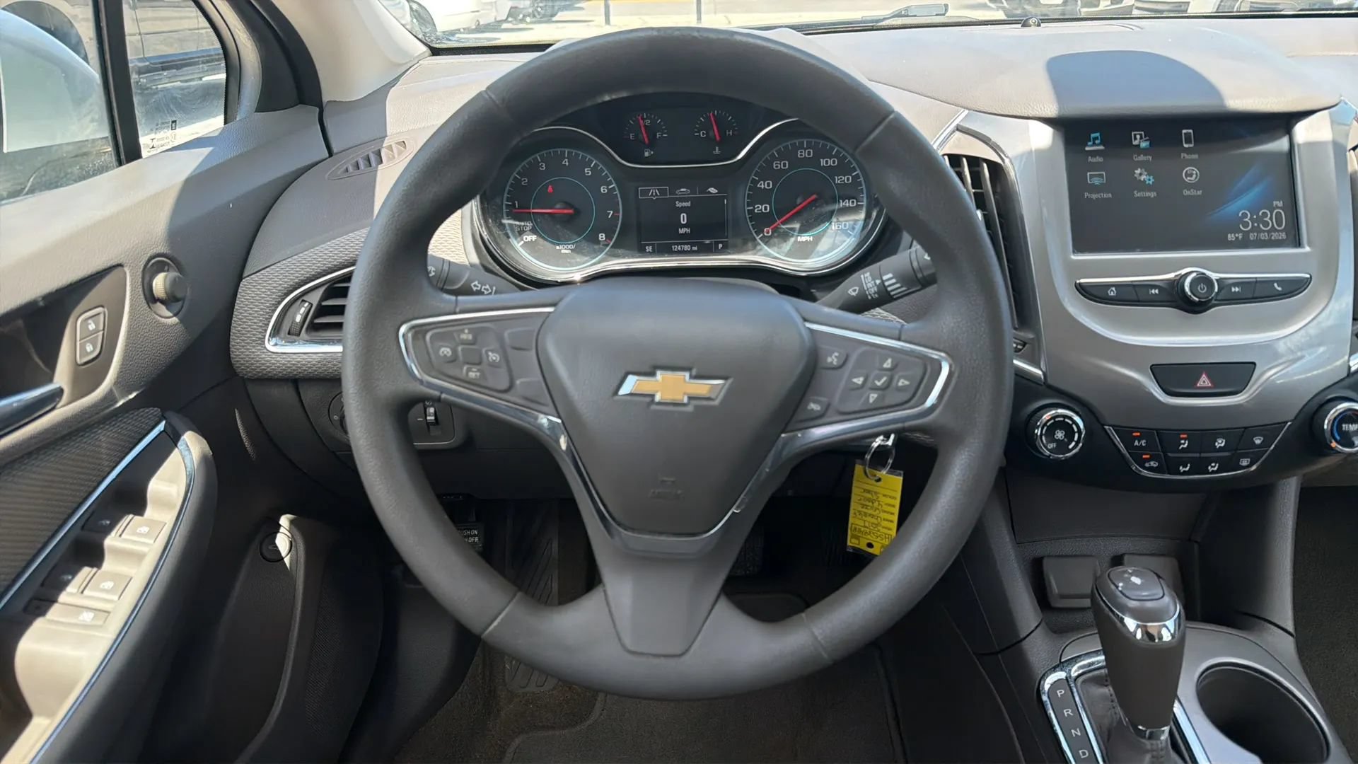Used 2017 Chevrolet Cruze LT FWD image 10