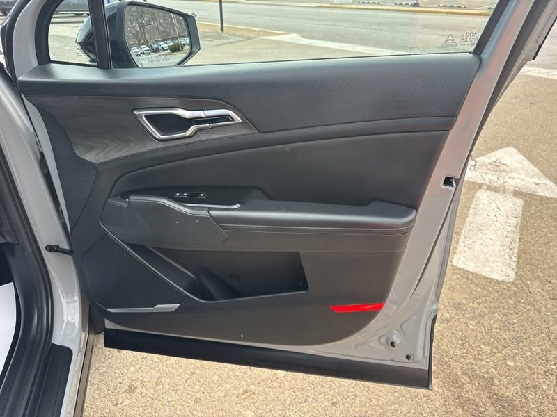 Used 2023 Kia Sportage X-Line w/ X-Line Premium Package image 18