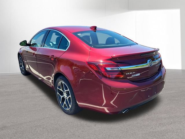 Used 2017 Buick Regal Sport Touring FWD image 14