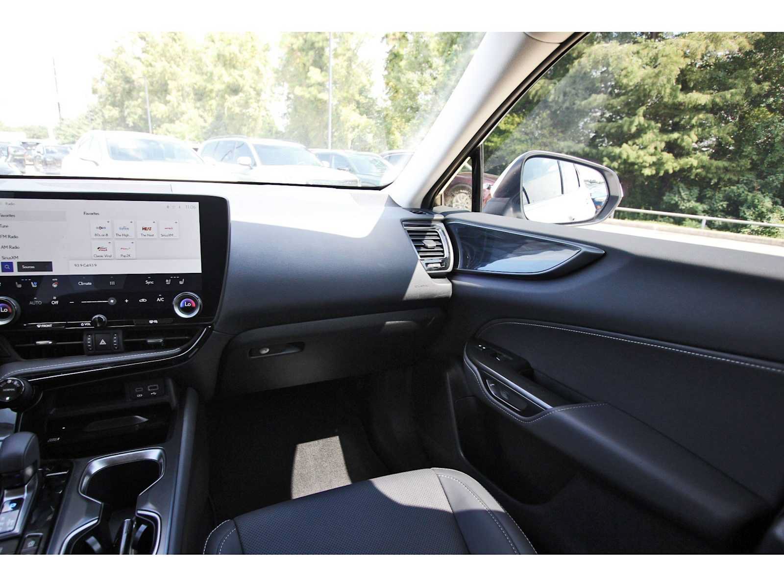 Used 2025 Lexus NX 350 AWD w/ Cold Area Package image 8