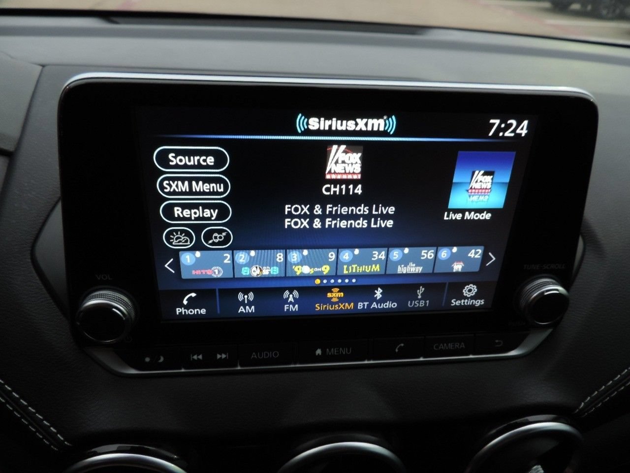 Used 2025 Nissan Sentra SV w/ Trunk Package FWD image 20