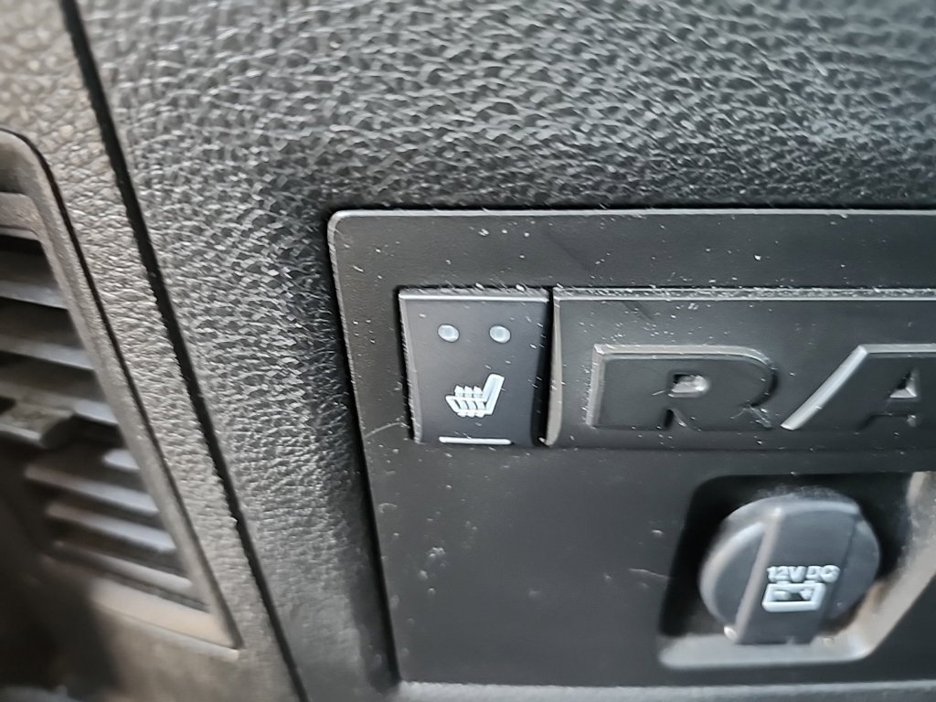 Used 2019 RAM 1500 Laramie w/ Convenience Group RWD image 22