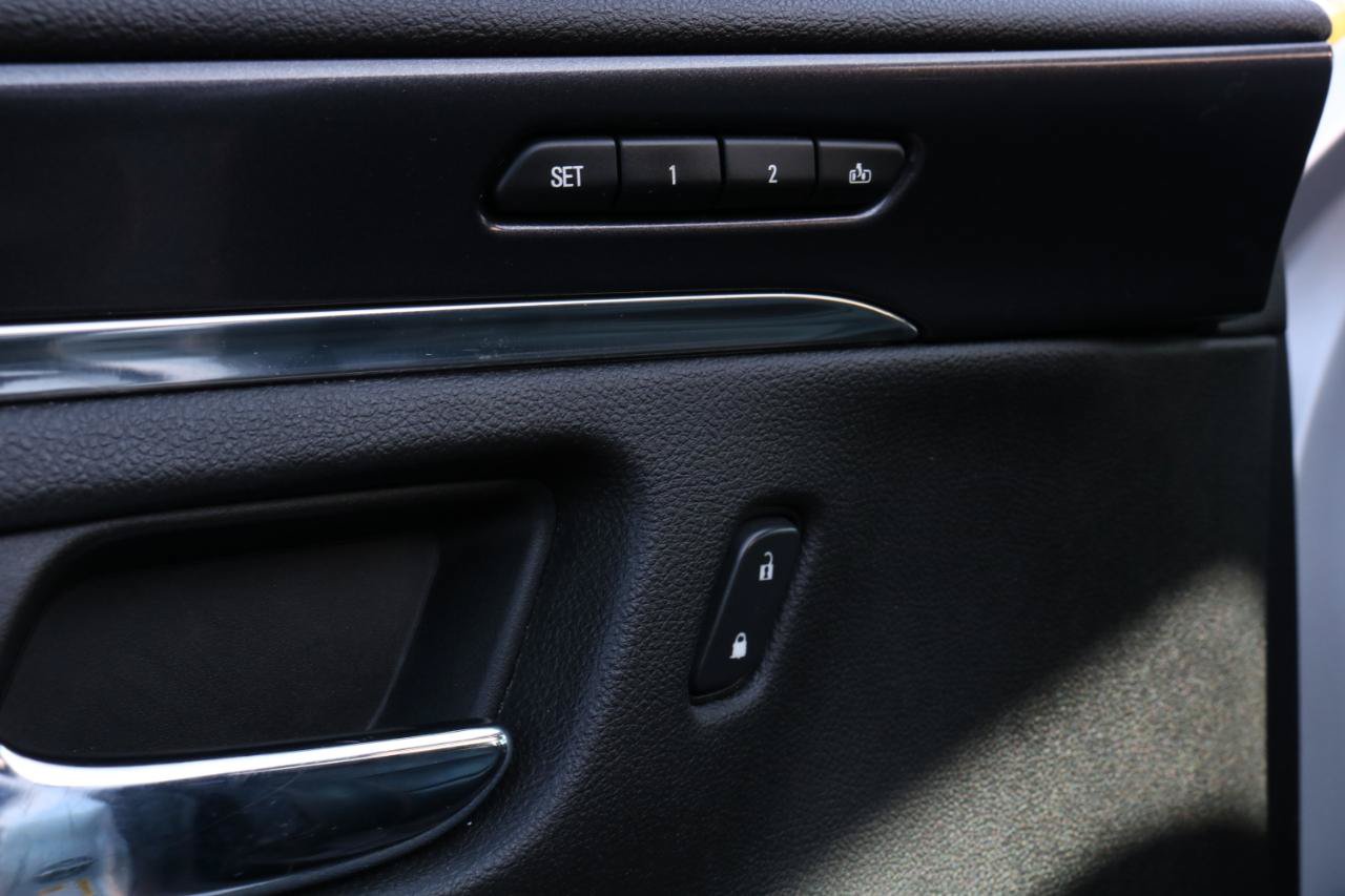 Used 2014 Chevrolet Impala LTZ FWD image 20