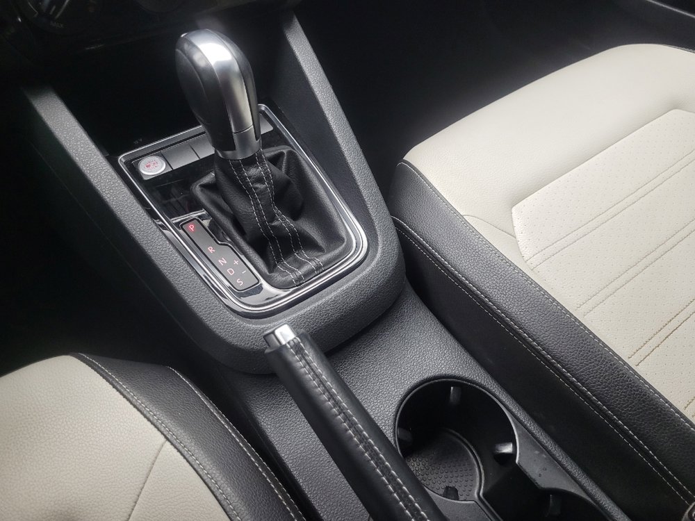 Used 2016 Volkswagen Jetta Sport w/ Lighting Package FWD image 26