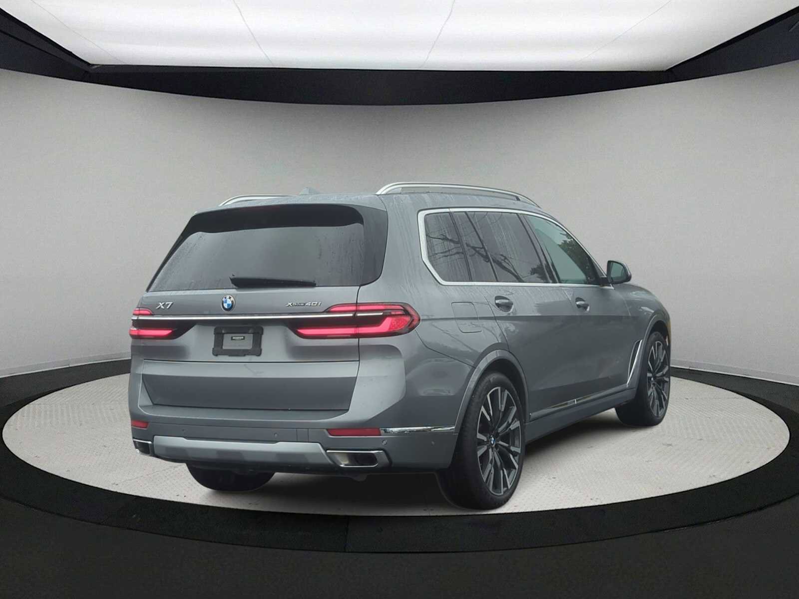 Certified 2023 BMW X7 xDrive40i w/ Premium Package AWD/4WD image 8