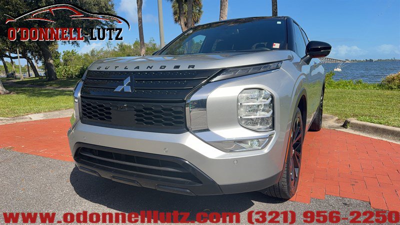 Used 2023 Mitsubishi Outlander SEL FWD image 37