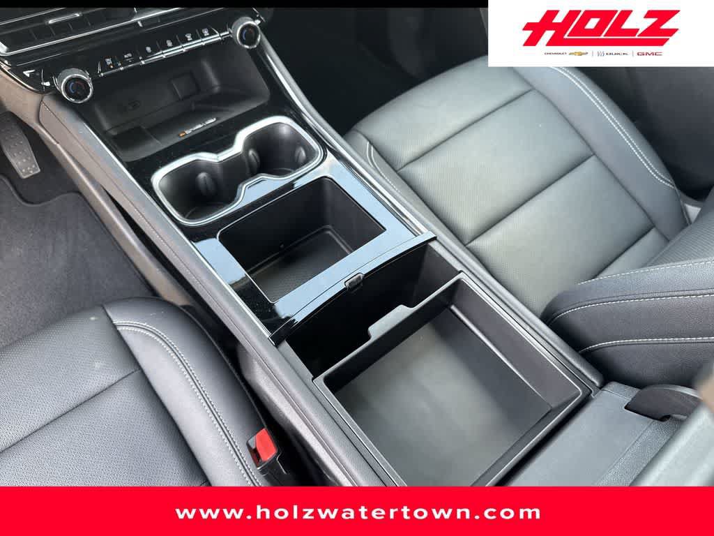 Certified 2025 Chevrolet Traverse LT AWD/4WD image 33