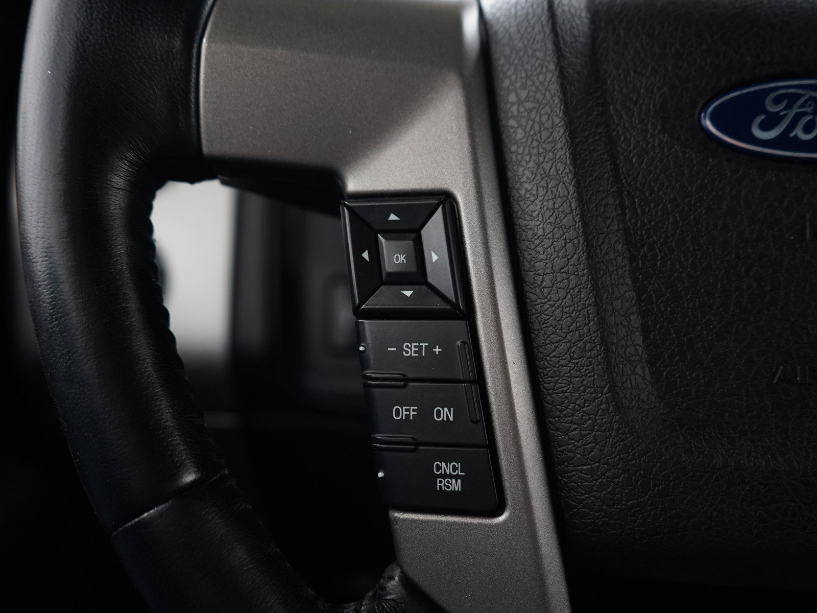 Used 2017 Ford Expedition EL Limited AWD/4WD image 29