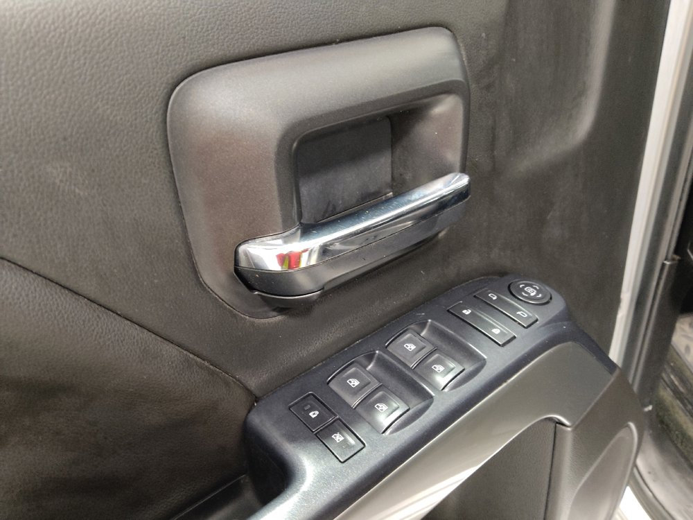 Used 2018 Chevrolet Silverado 1500 LT w/ All Star Edition image 27