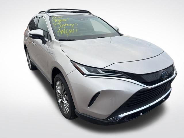 Used 2021 Toyota Venza XLE image 7