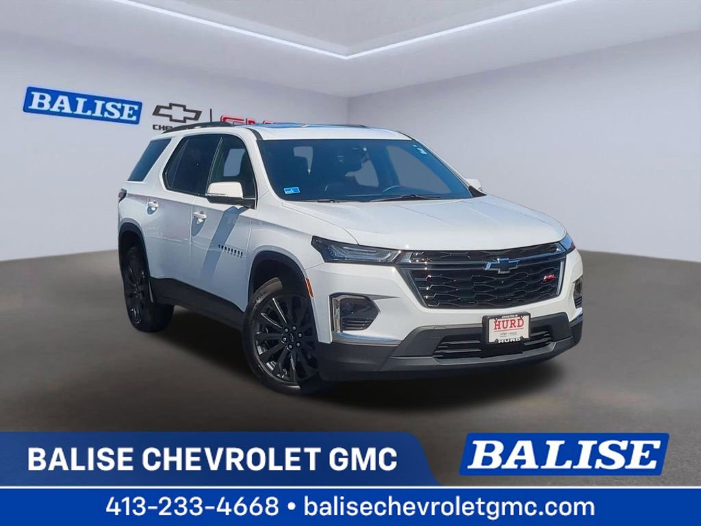 Used 2023 Chevrolet Traverse RS