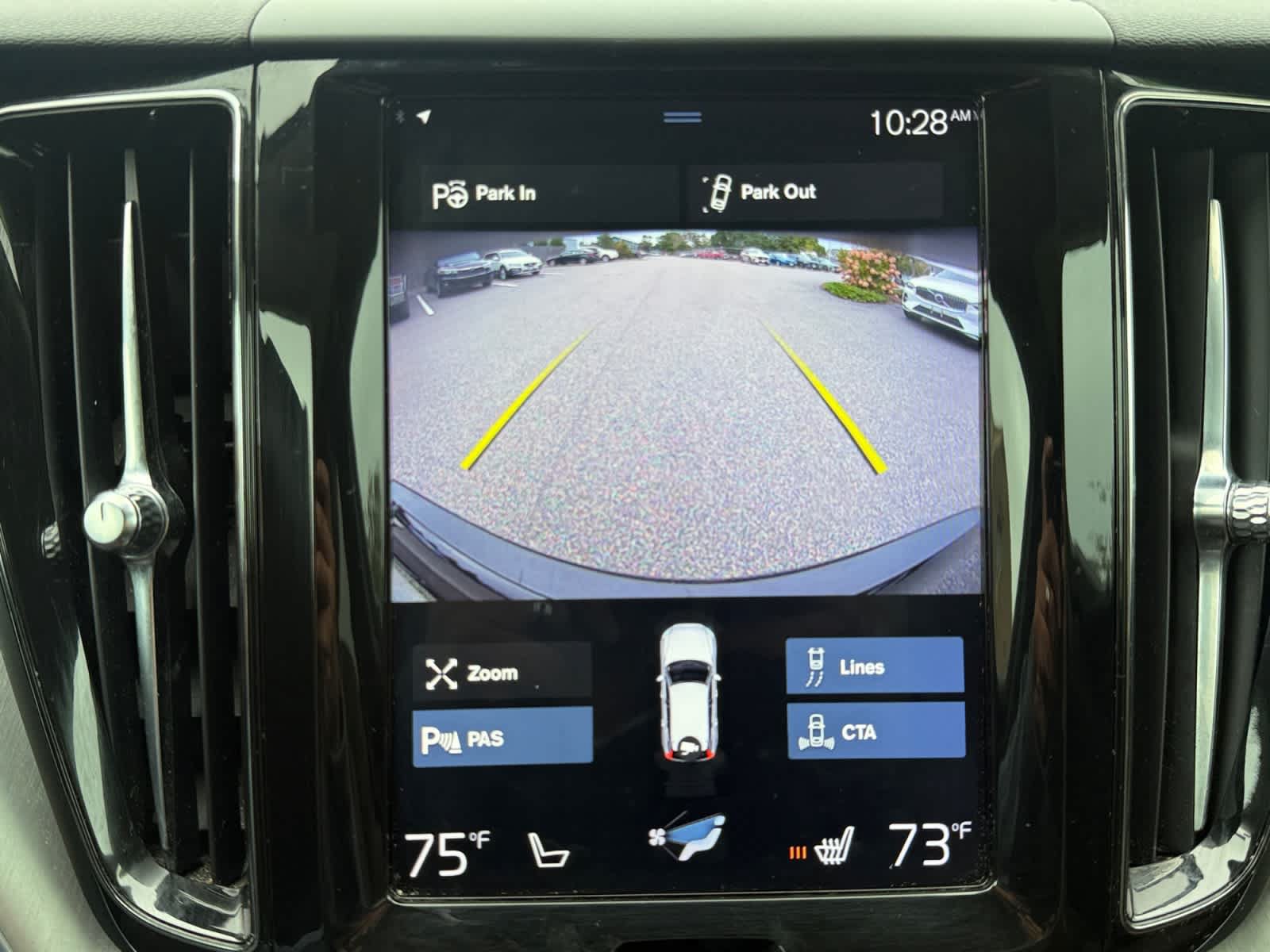 Used 2019 Volvo XC60 T5 Momentum w/ Protection Package AWD/4WD image 24