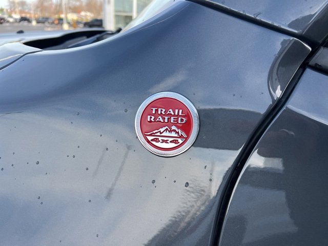 Used 2022 Jeep Renegade Trailhawk image 11