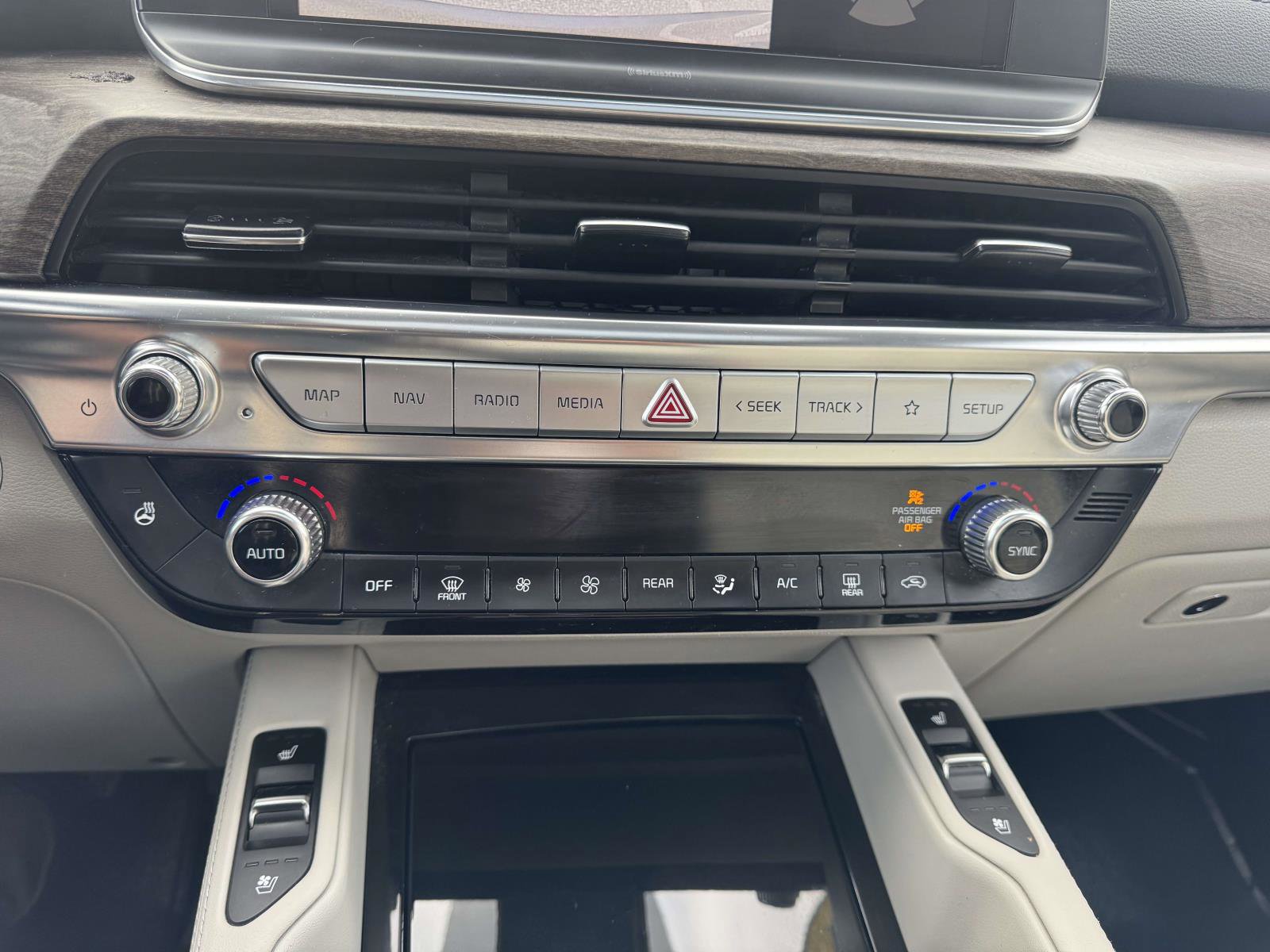 Used 2021 Kia Telluride EX image 23