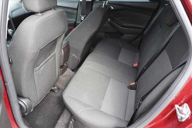 Used 2017 Ford Focus SEL w/ Winter Package FWD image 24