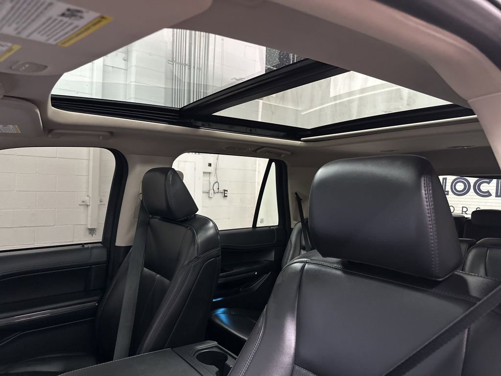 Used 2024 Ford Expedition XLT AWD/4WD image 35
