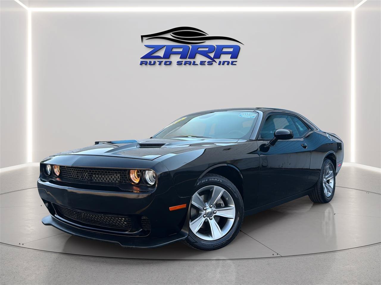 Used 2022 Dodge Challenger SXT