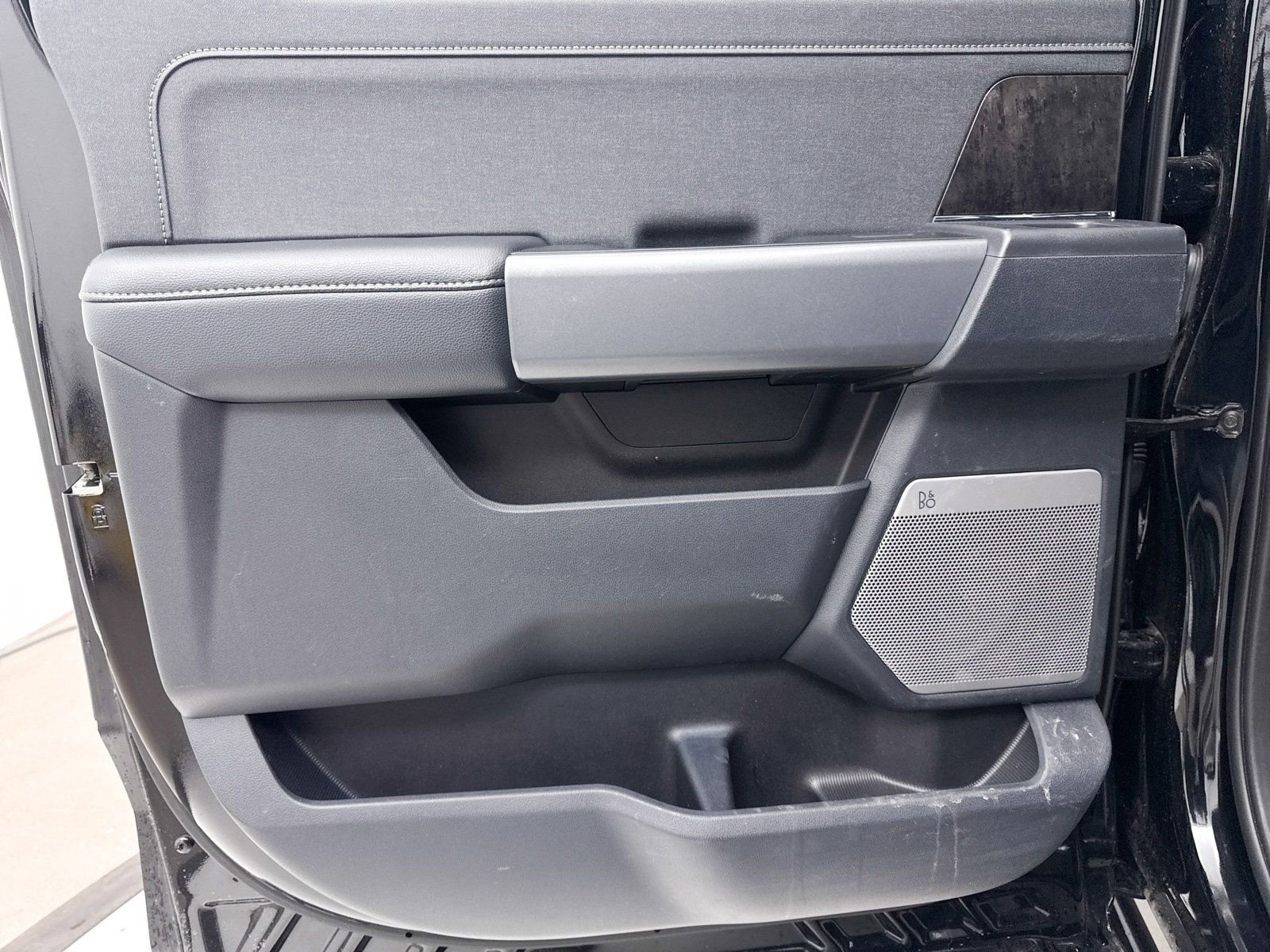 Used 2023 Ford F250 Lariat w/ Lariat Ultimate Package image 32