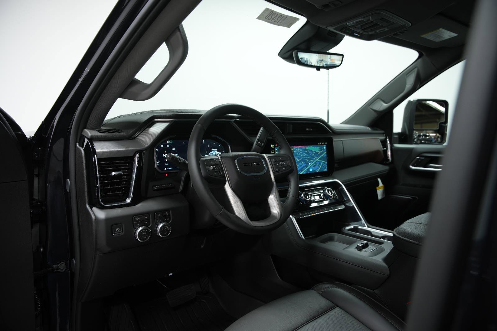 New 2026 GMC Sierra 2500 Denali w/ Denali Reserve Package AWD/4WD image 31