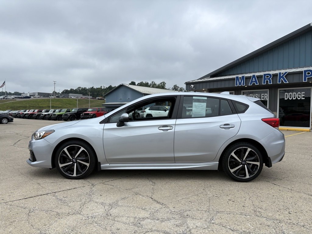 Used 2022 Subaru Impreza 2.0i Sport image 2