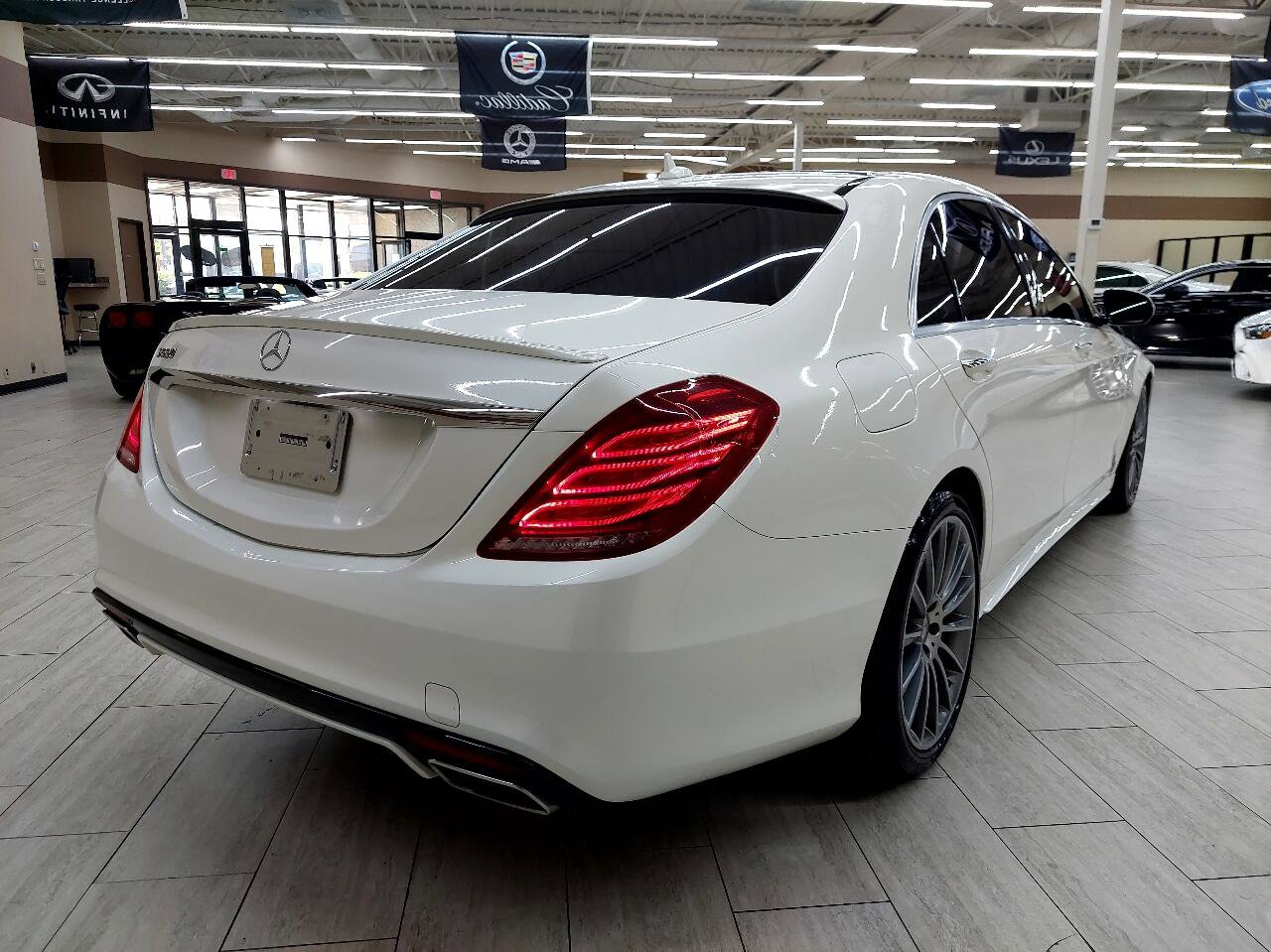 Used 2015 Mercedes-Benz S 550 Sedan image 6