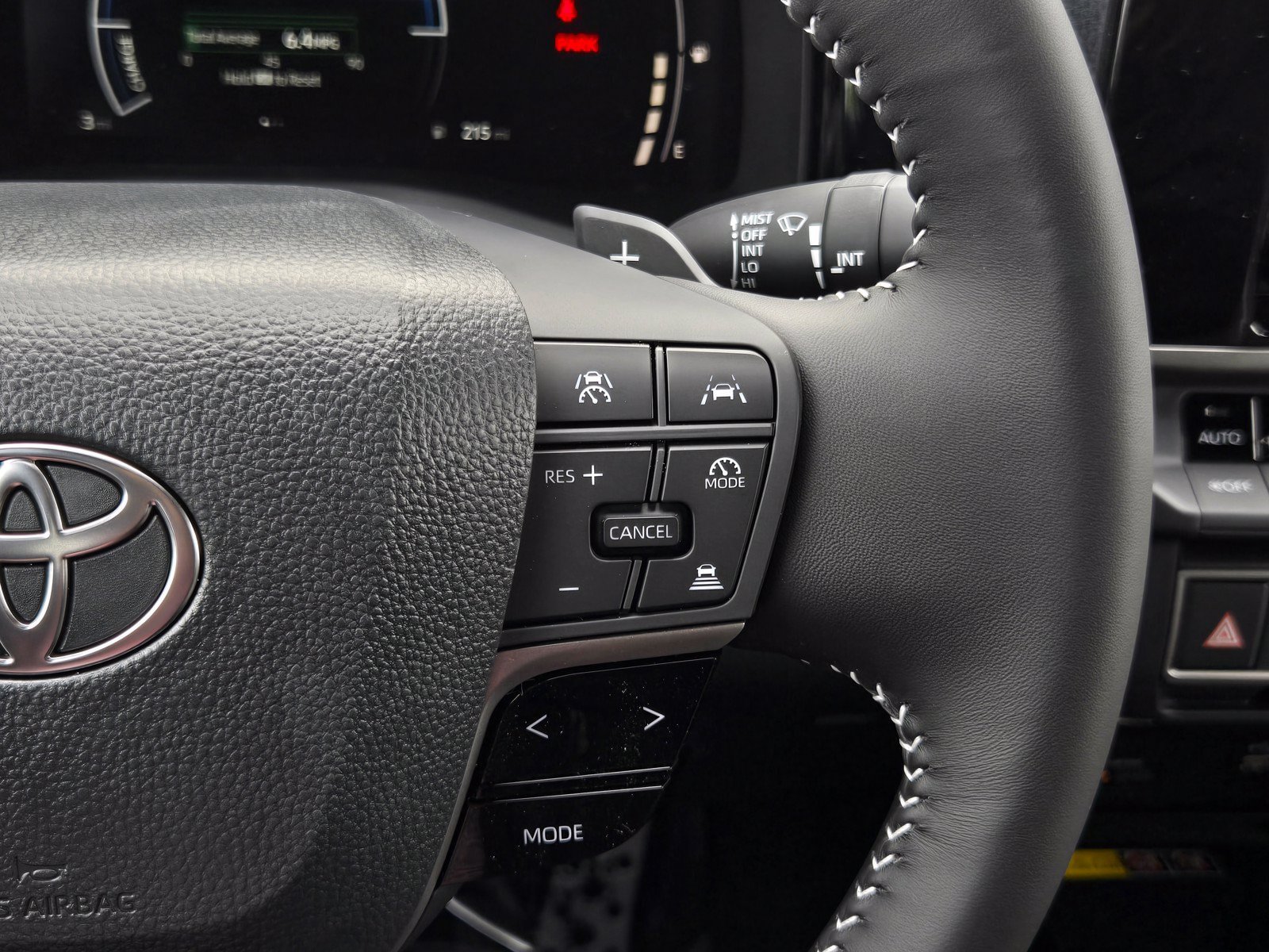 Used 2026 Toyota Camry SE w/ Convenience Package FWD image 19