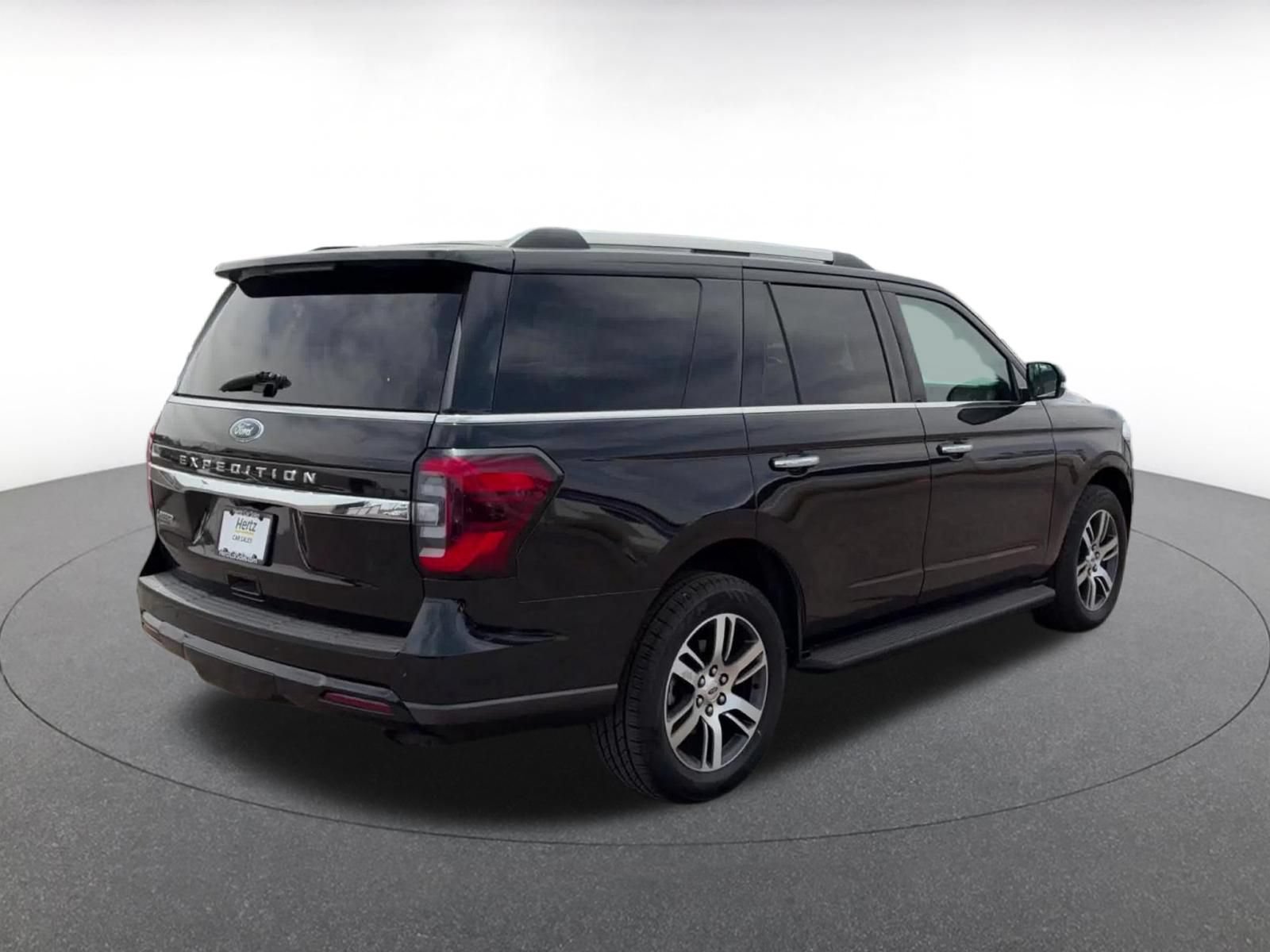 Used 2024 Ford Expedition Limited RWD image 14
