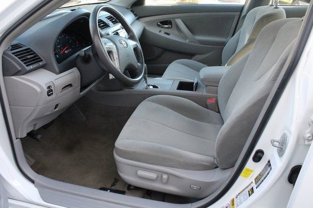 Used 2011 Toyota Camry LE w/ LE Extra-Value Pkg image 46