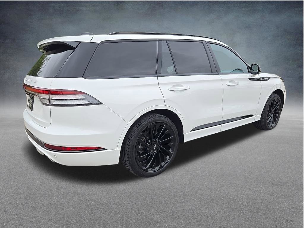 Used 2025 Lincoln Aviator Reserve w/ Equipment Group 201A AWD/4WD image 22