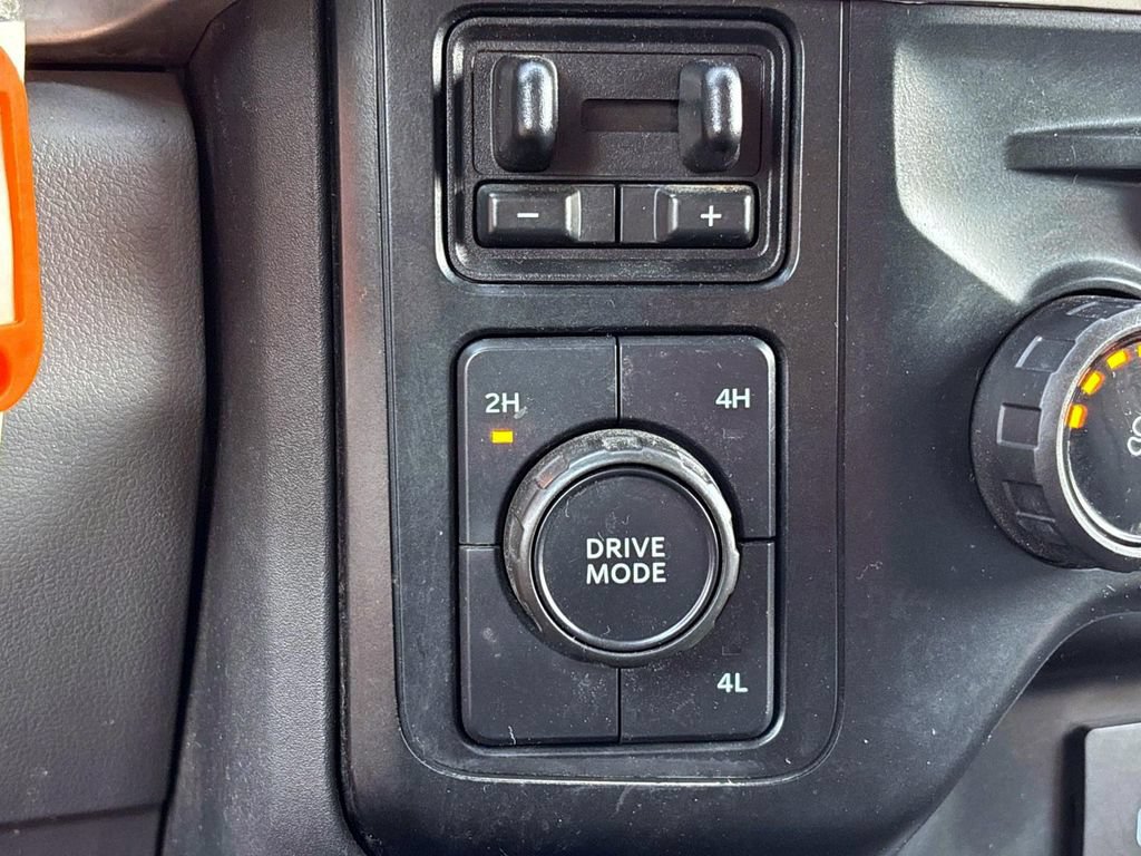 Used 2023 Ford F350 XL AWD/4WD image 23