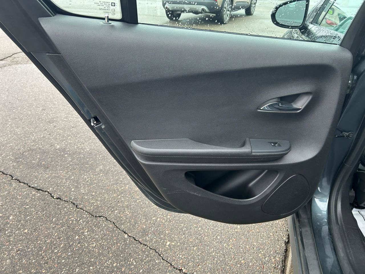 Used 2013 Chevrolet Volt w/ Comfort Package image 13