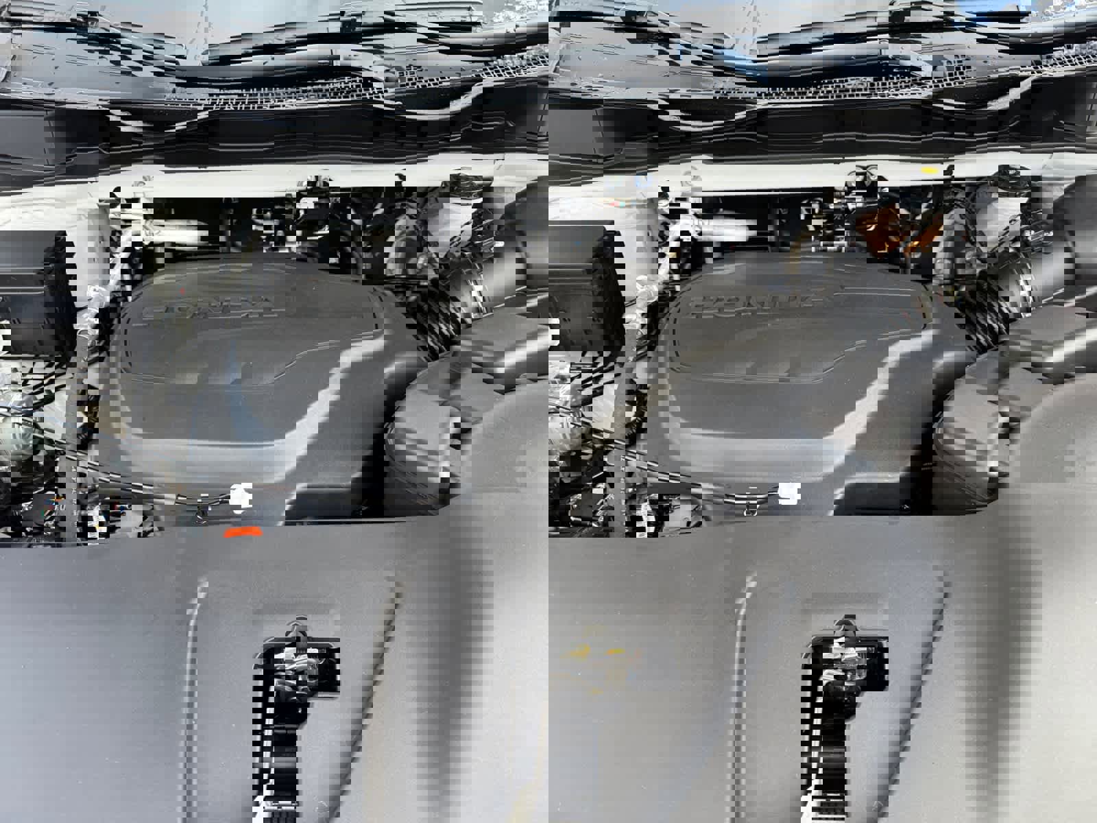 New 2026 Honda Odyssey Touring image 8