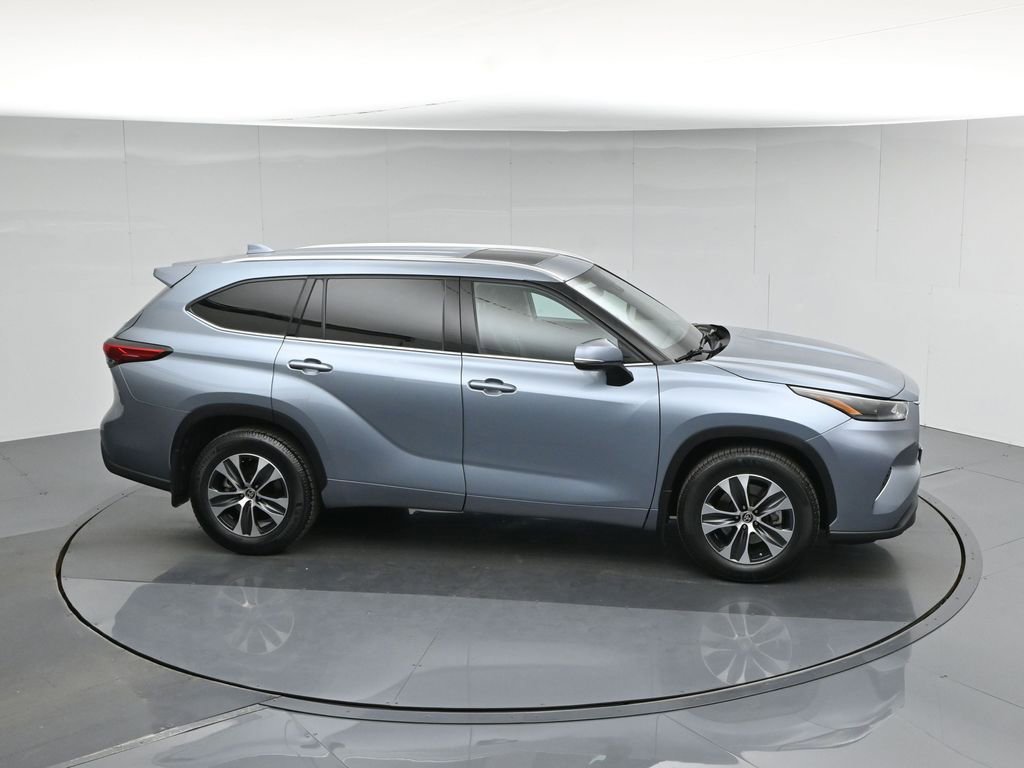 Used 2021 Toyota Highlander XLE image 56