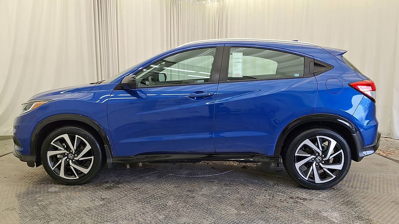 Used 2020 Honda HR-V Sport image 8