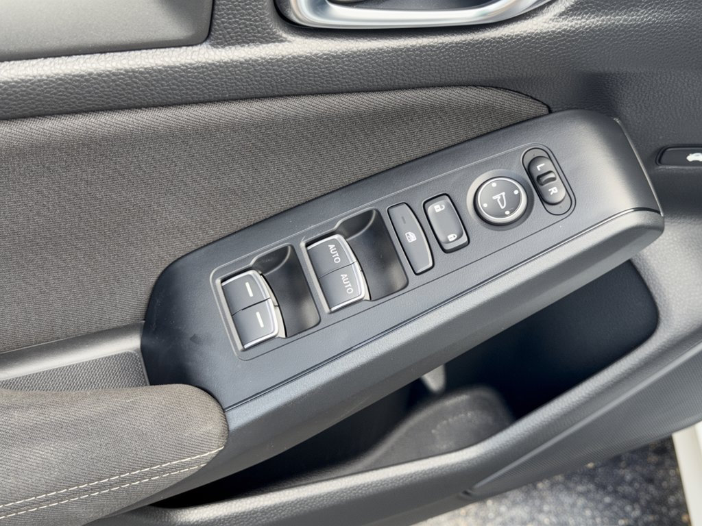 Used 2024 Honda Civic Sport image 15