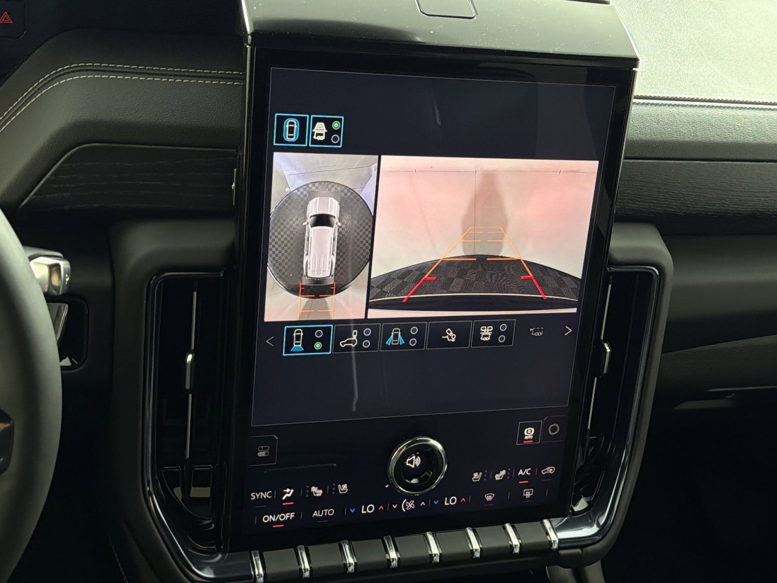 New 2026 GMC Yukon AT4 Ultimate image 19