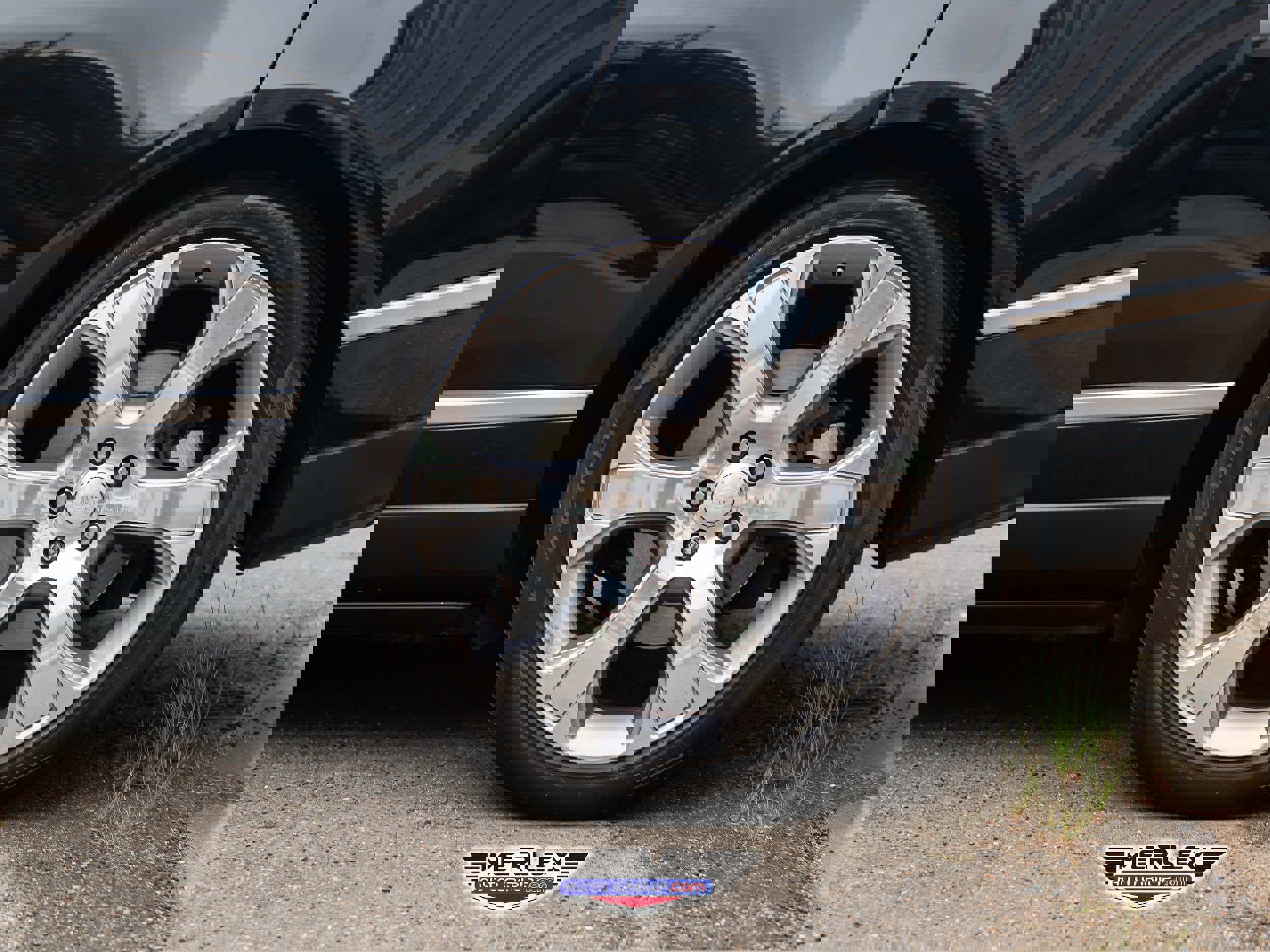 Used 2016 Land Rover Range Rover Autobiography image 12