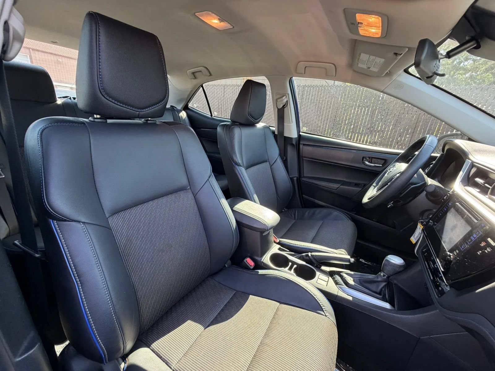 Used 2017 Toyota Corolla SE w/ Body Protection Package FWD image 26