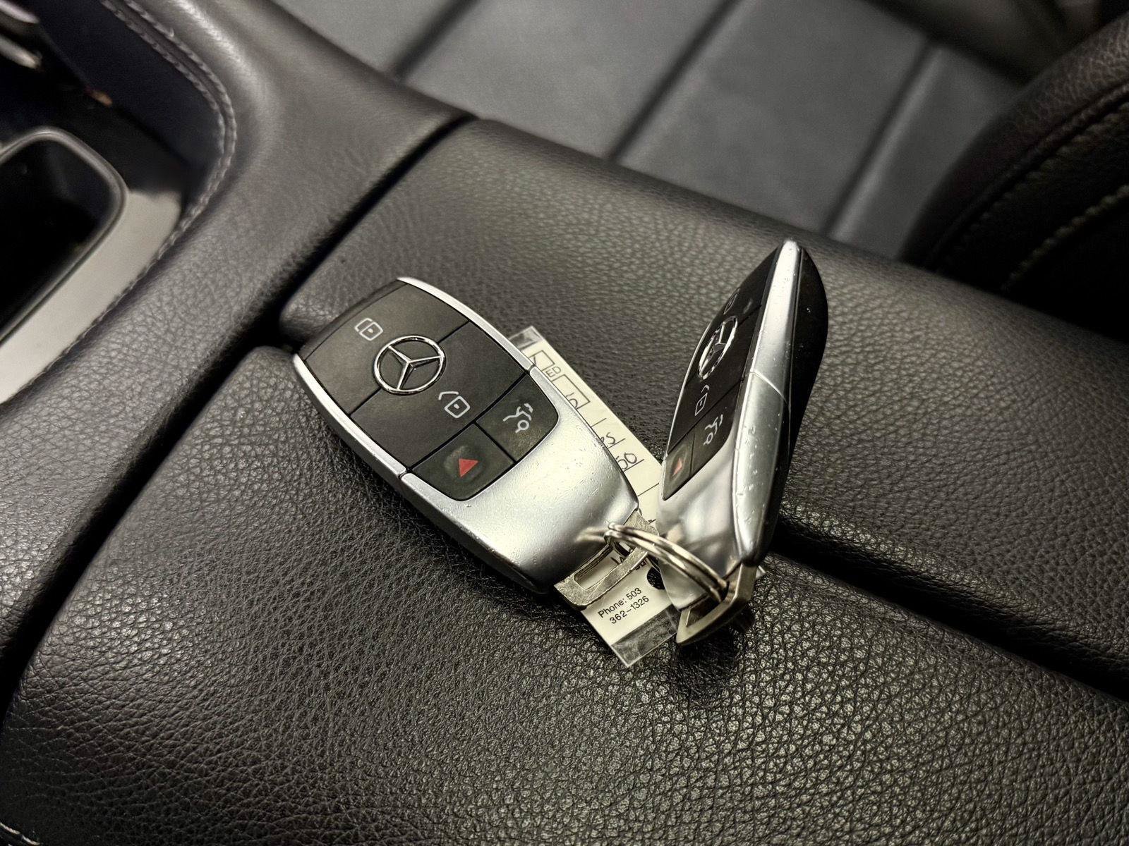 Used 2020 Mercedes-Benz GLE 350 4MATIC image 30