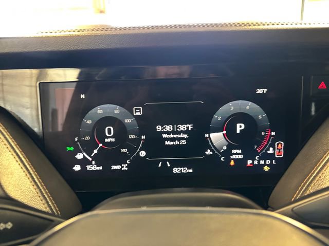 Used 2025 GMC Yukon AT4 w/ AT4 Premium Package image 17