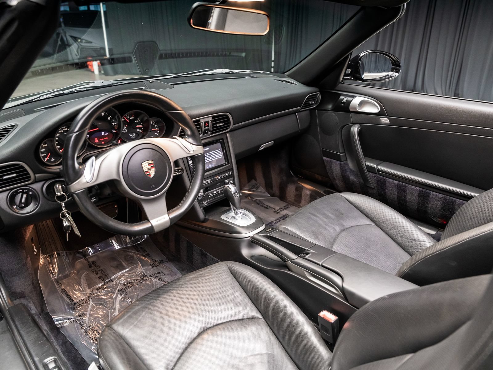 Used 2009 Porsche 911 Cabriolet image 5